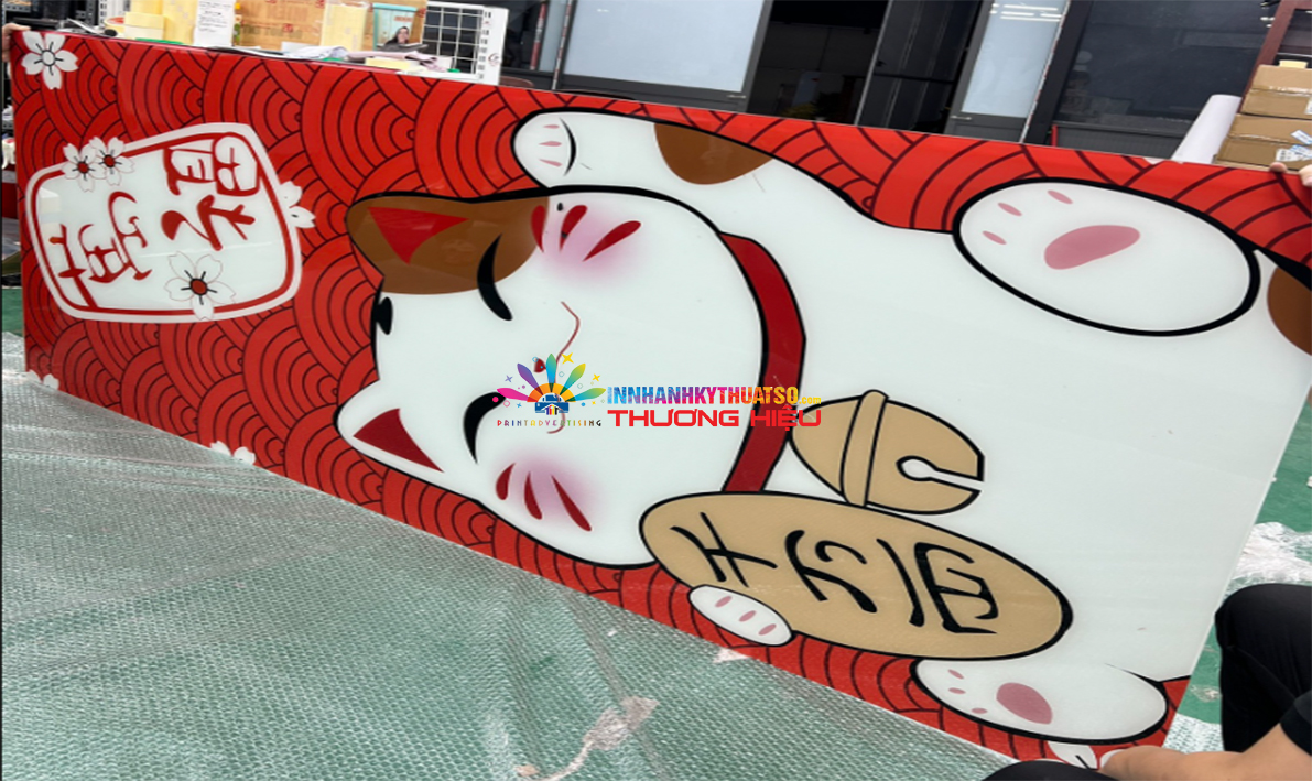 hinh anh/in uv phang/in-uv-kinh.jpg